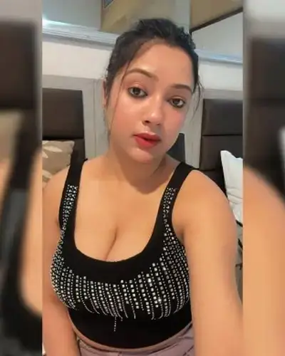 Call Girls Service Sagri